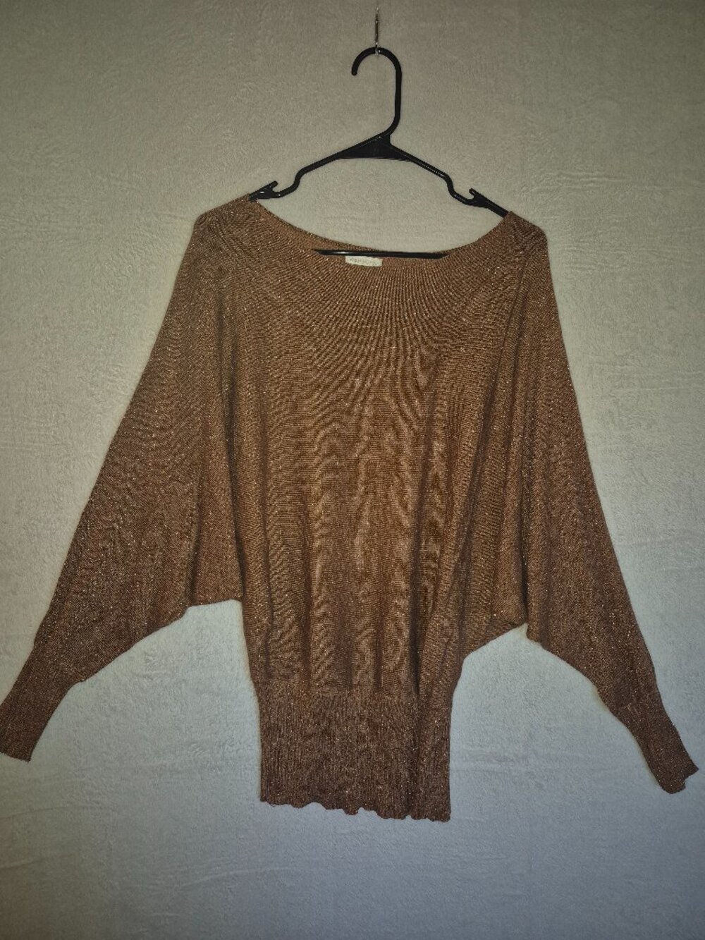 Worthington Women Size L Metallic Gold Shimmer Knit Batwing Sweater Top Preppy